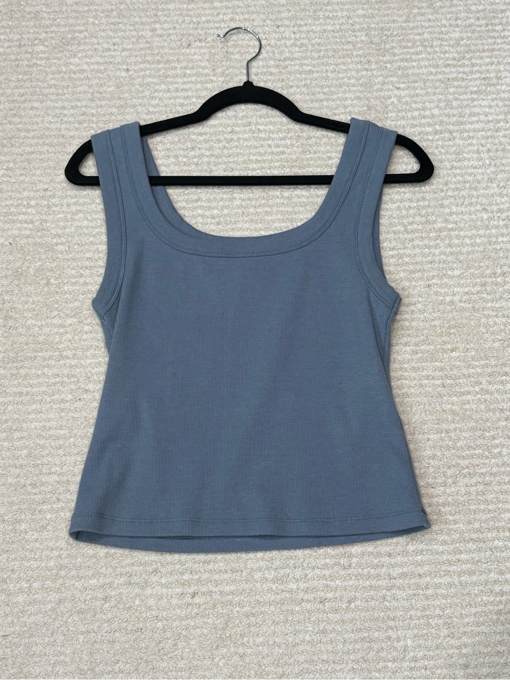 NWOT LNA tank slightly cropped blue Large